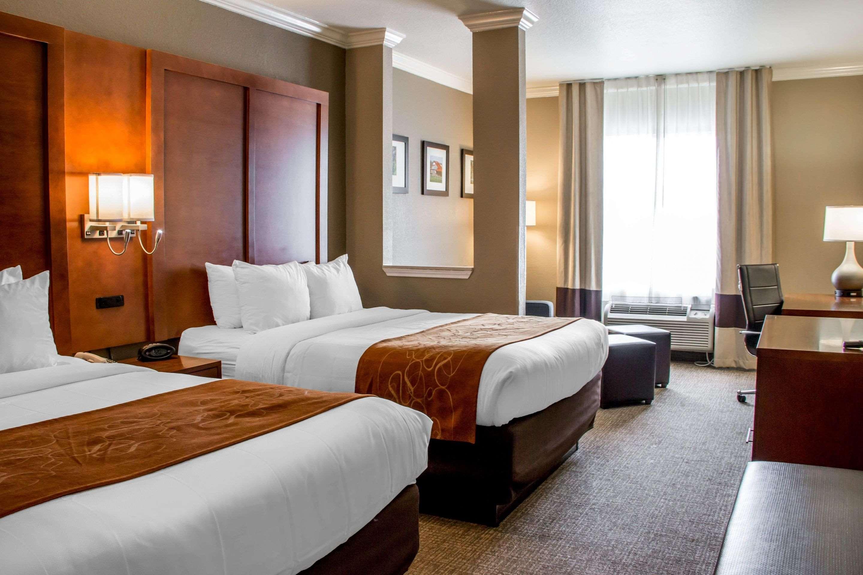 Comfort Suites New Braunfels Exterior photo