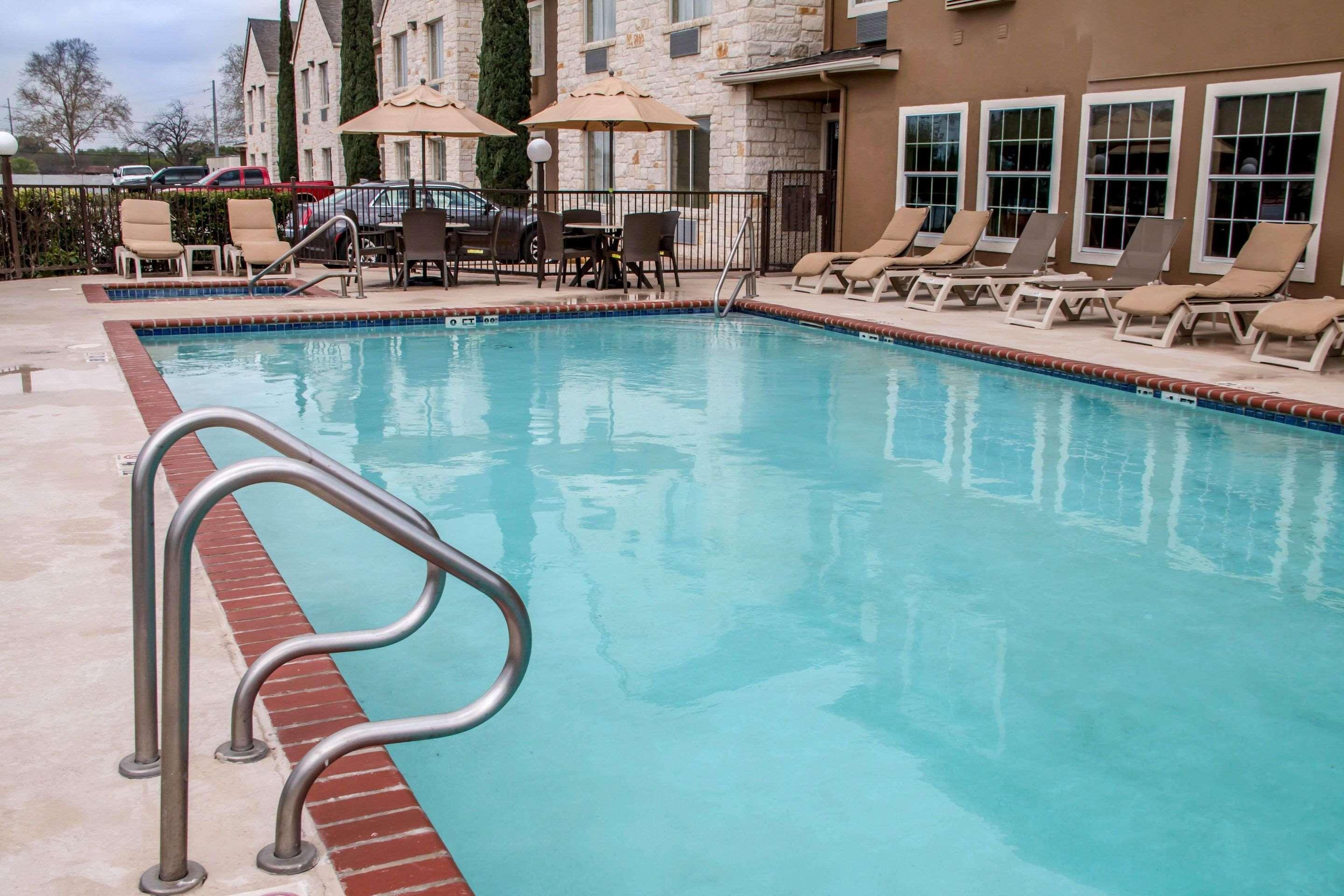 Comfort Suites New Braunfels Exterior photo